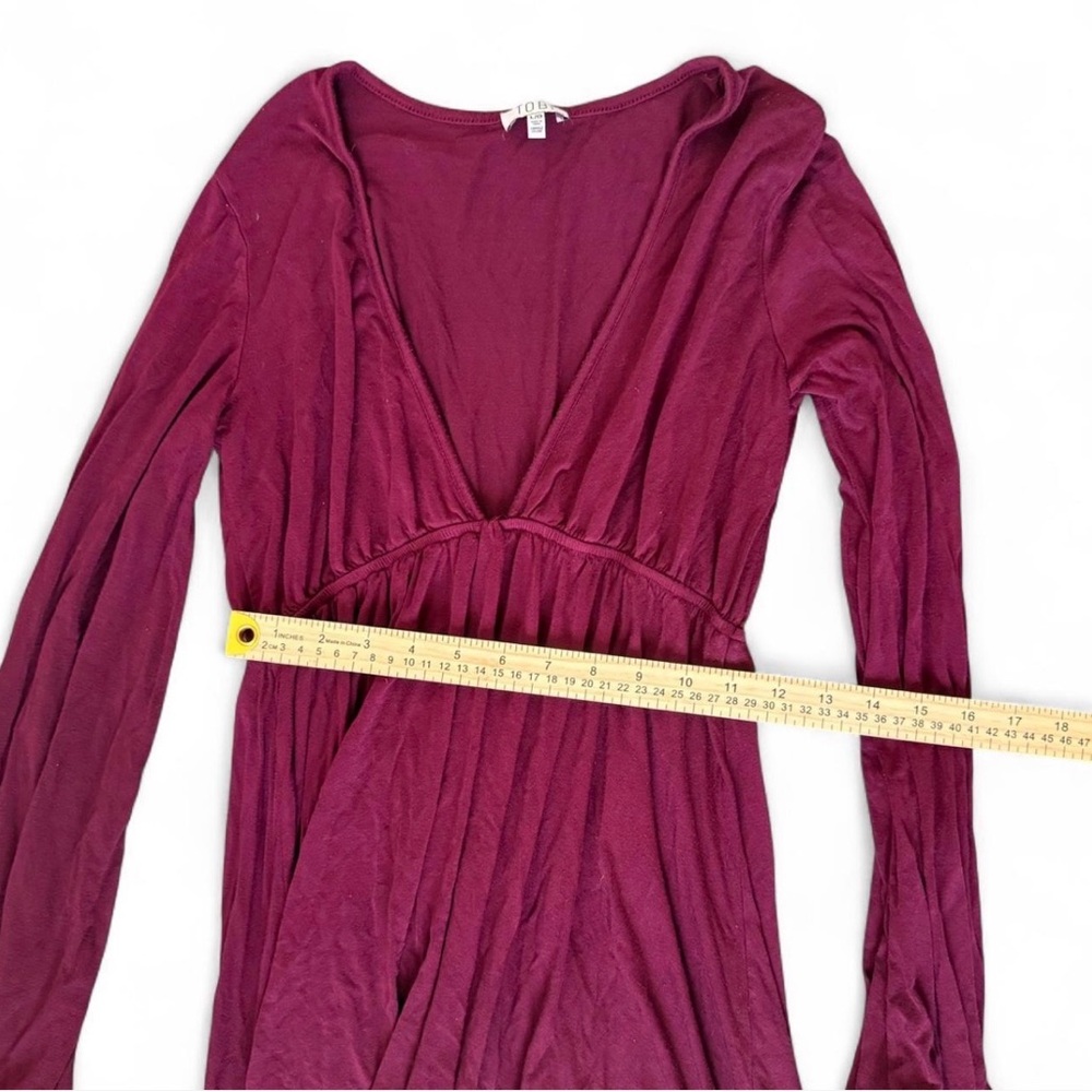 Tobi Long Sleeve V-Neck Flowy Dress - Burgundy - Picture 2 of 5